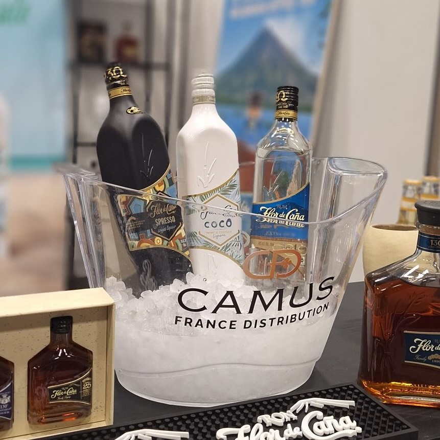 Bouteilles dans seau Camus France Distribution